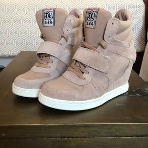 ASH Bowie Sneaker 38 clay suede & cream leather